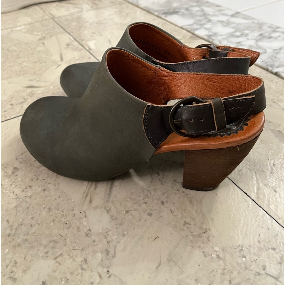 LONDON FLY ROUNDED TOE SLINGBACK/ CLOGS - Picture 7 of 16